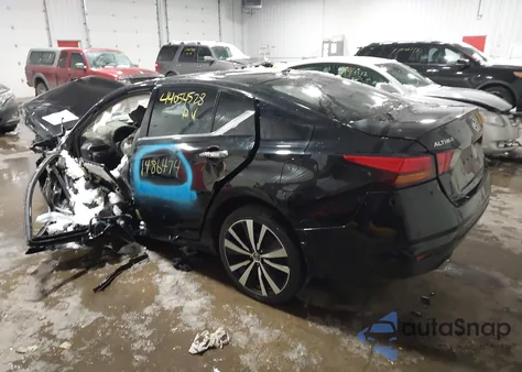 2019 Nissan Altima 2.5 Platinum из США, поврежденный, VIN 1N4BL4FW7KN303517